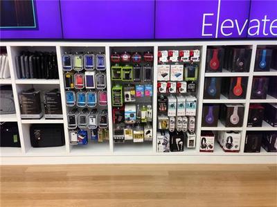 緊鄰蘋果零售店，微軟圣荷西專賣店探秘 軟件巨頭的線下體驗革新